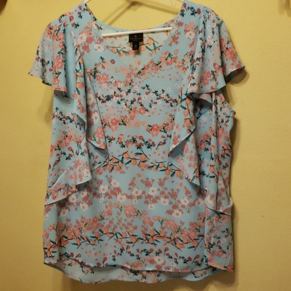 Worthington Tops - Pretty spring floral blouse